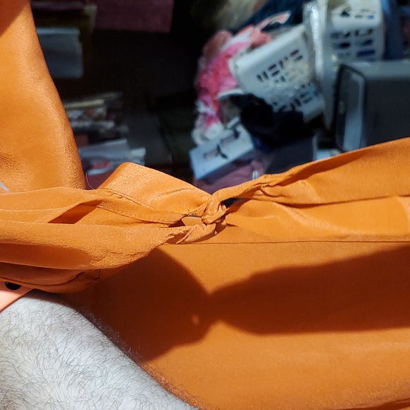 NWT Anthropologie Harlyn Silky soft leggings with cropped leg ties - Picture 4 of 6